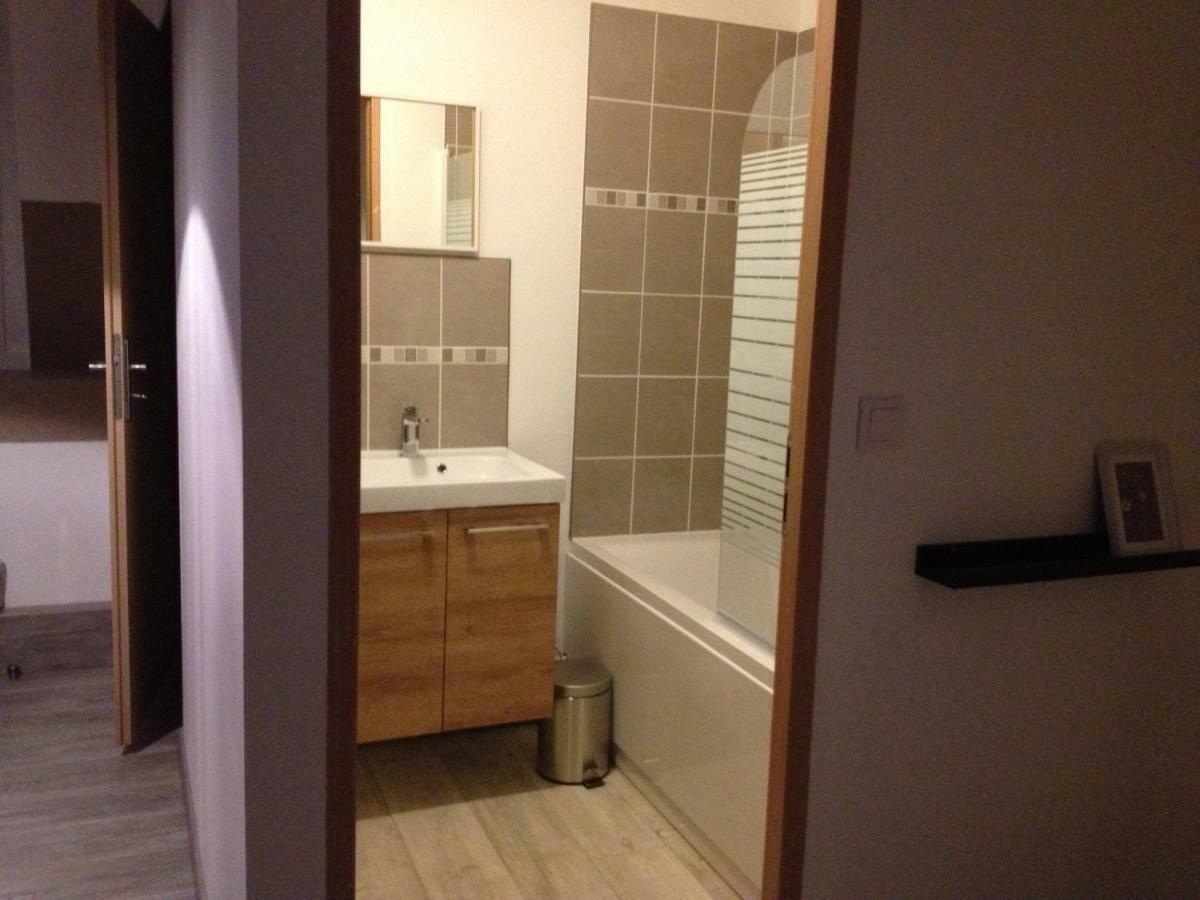 Appartement Neo - Sleep In Valenciennes Exterior foto